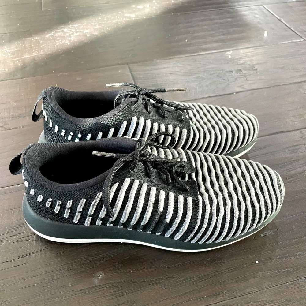 Nike Black and White Striped Knit Sneakers